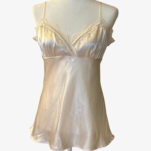 Y2k Rampage Cream Tank Top